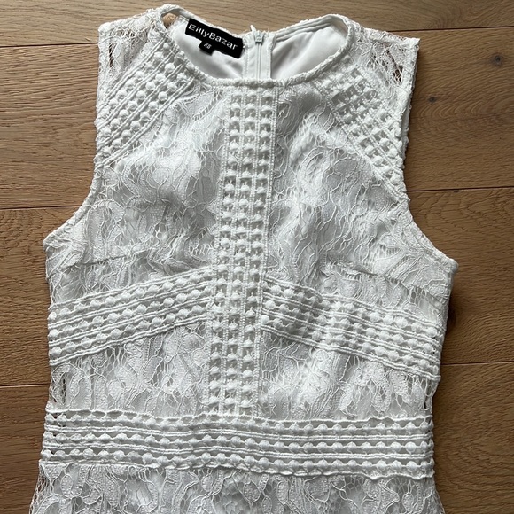 NWOT White Lace Dress (XS) - Picture 3 of 4